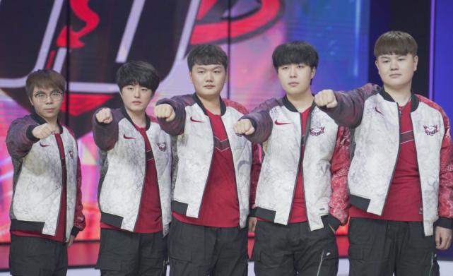 武切维奇的 武切维奇的