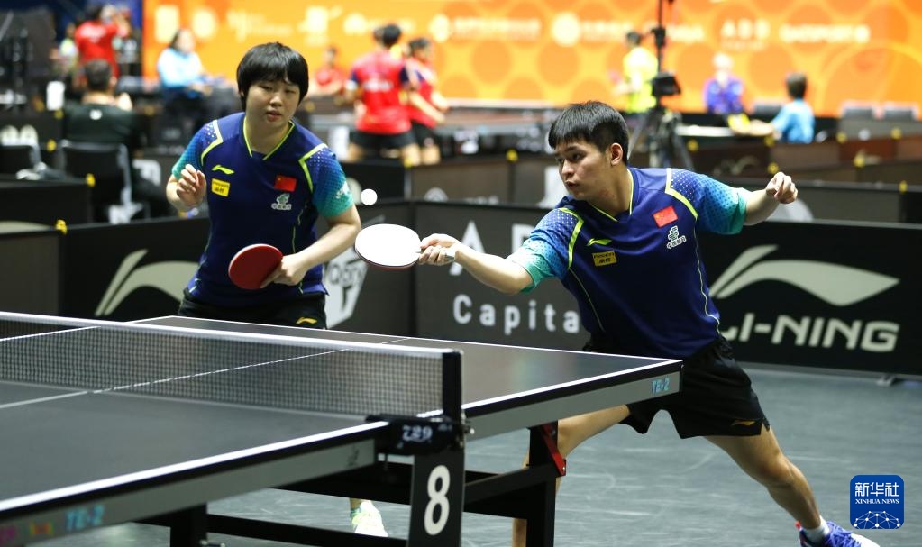 不少年轻球 不少年轻球