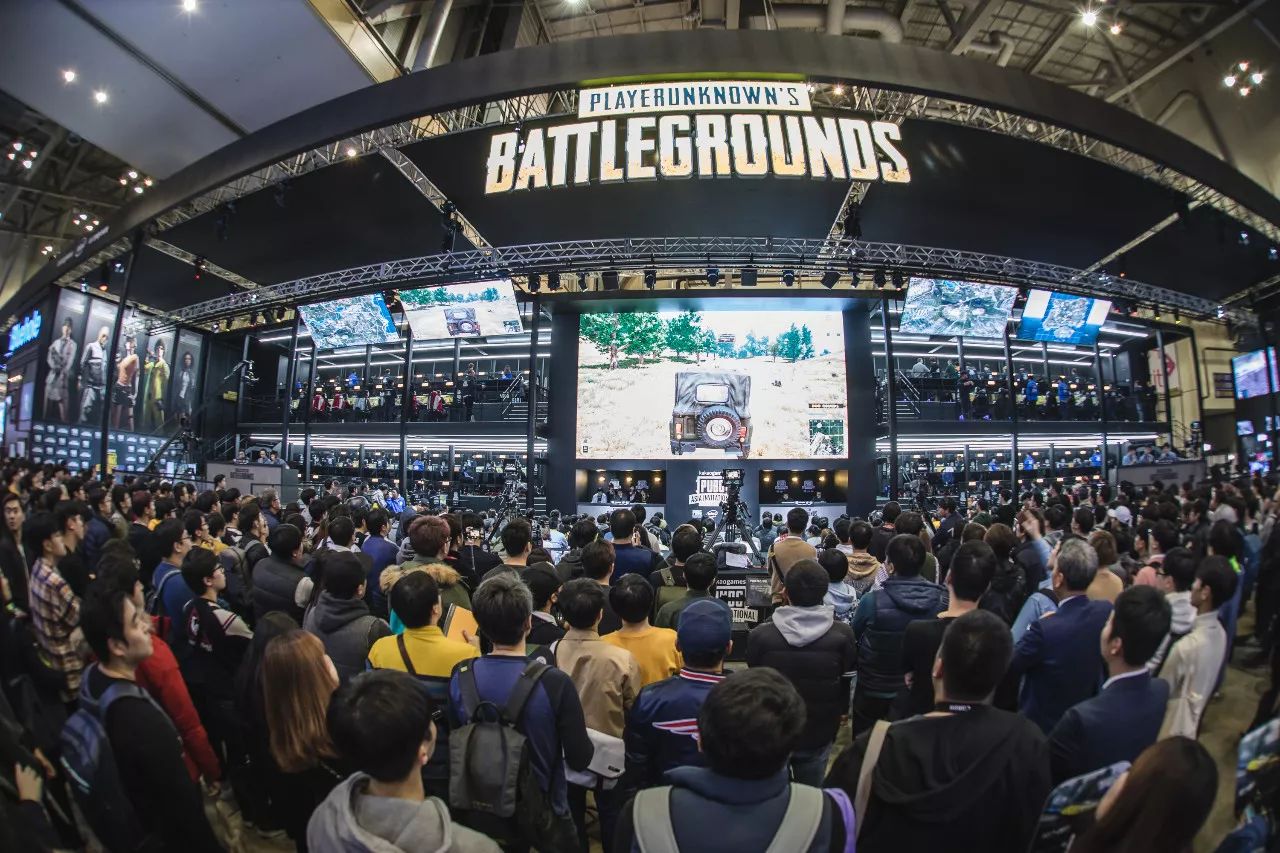 行深入分析 行深入分析