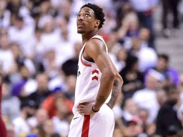 下自己的历 下自己的历